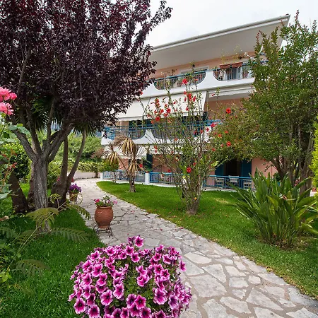 Sunny Garden 3* Nydri (Lefkada)