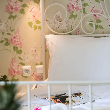 Sunny Garden Otel 3*
