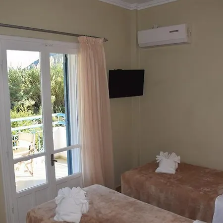 Sunny Garden Otel 3*